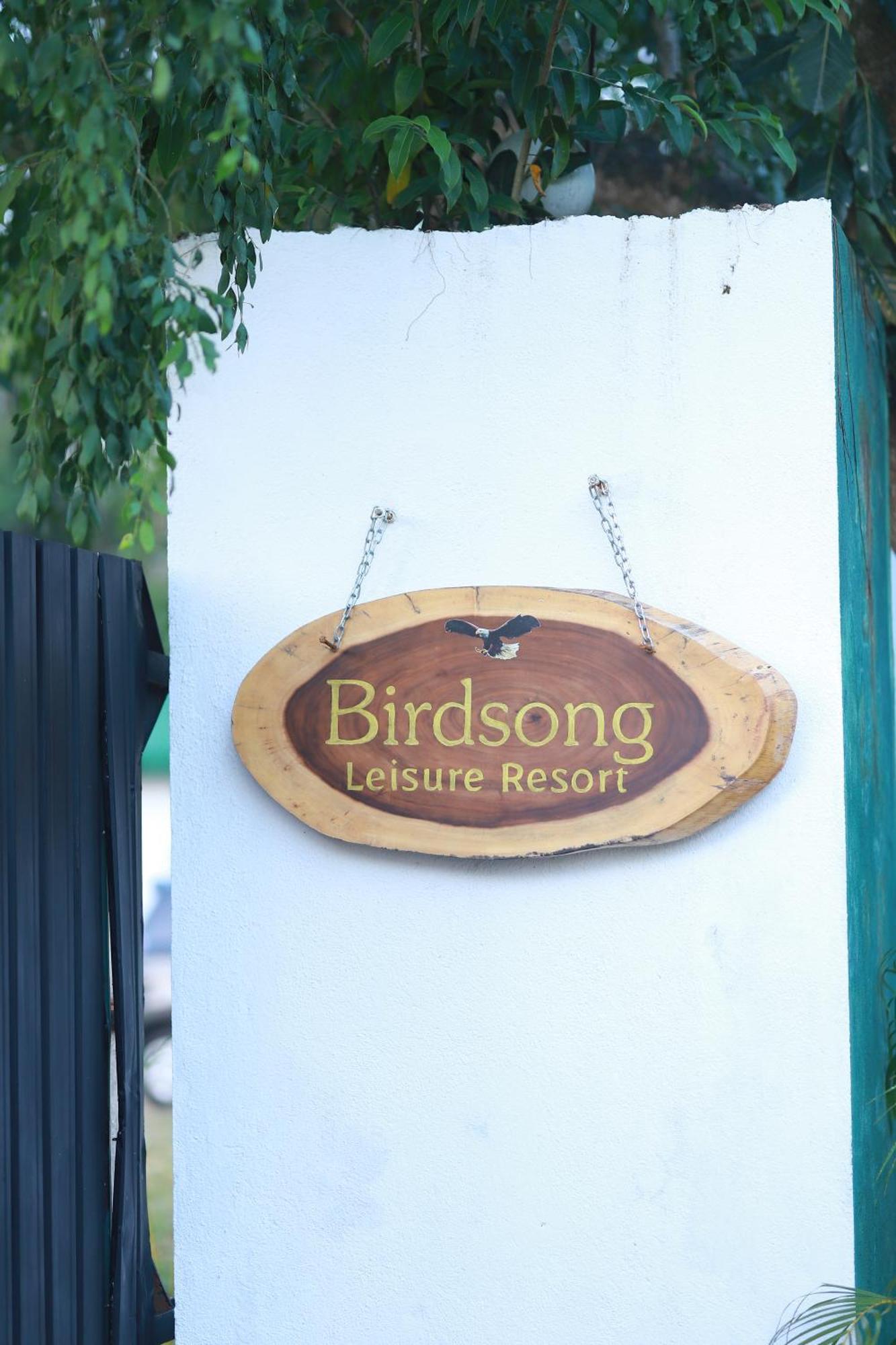 Birdsong Leisure Resort Tissamaharama Exterior photo