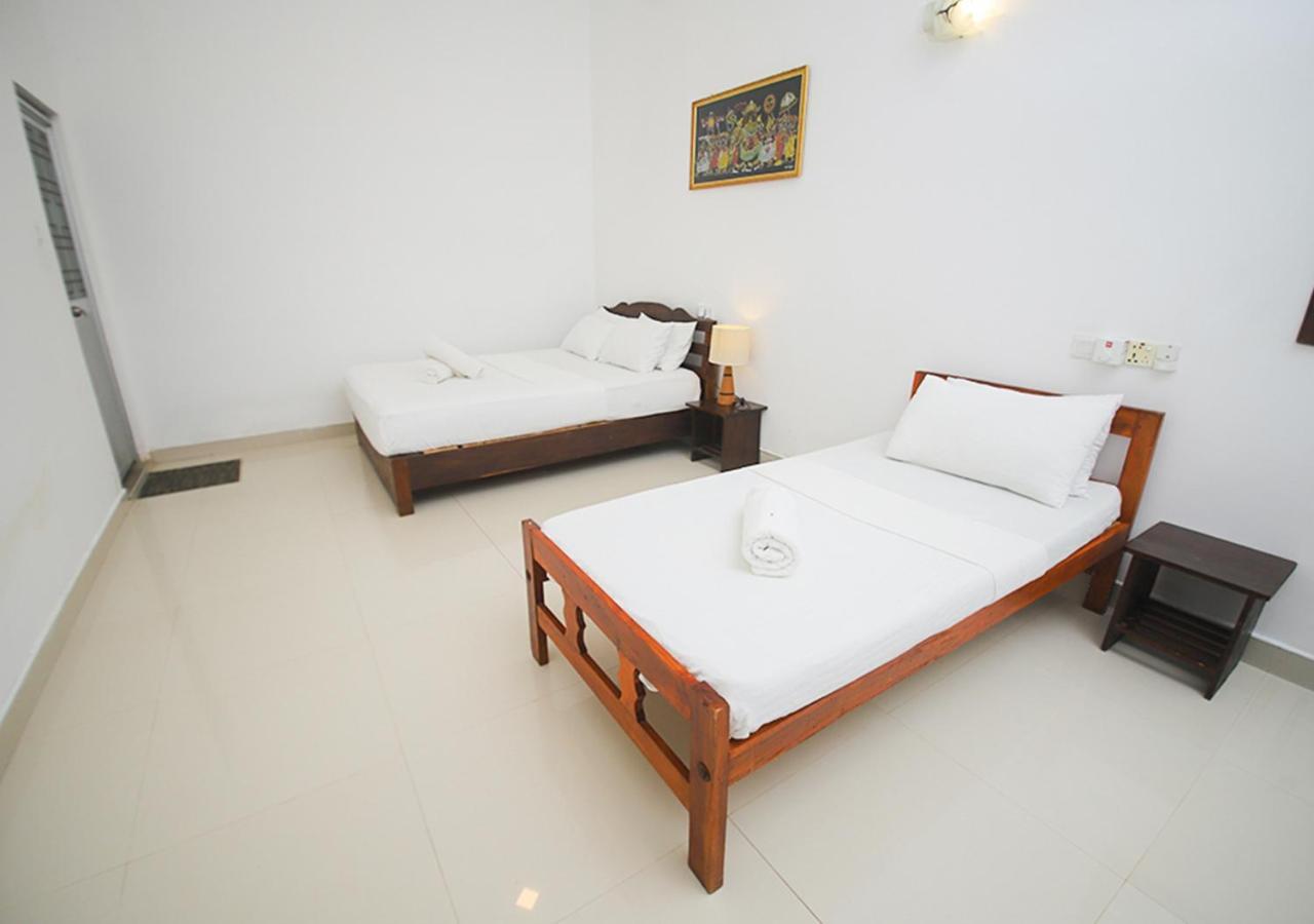 Birdsong Leisure Resort Tissamaharama Exterior photo