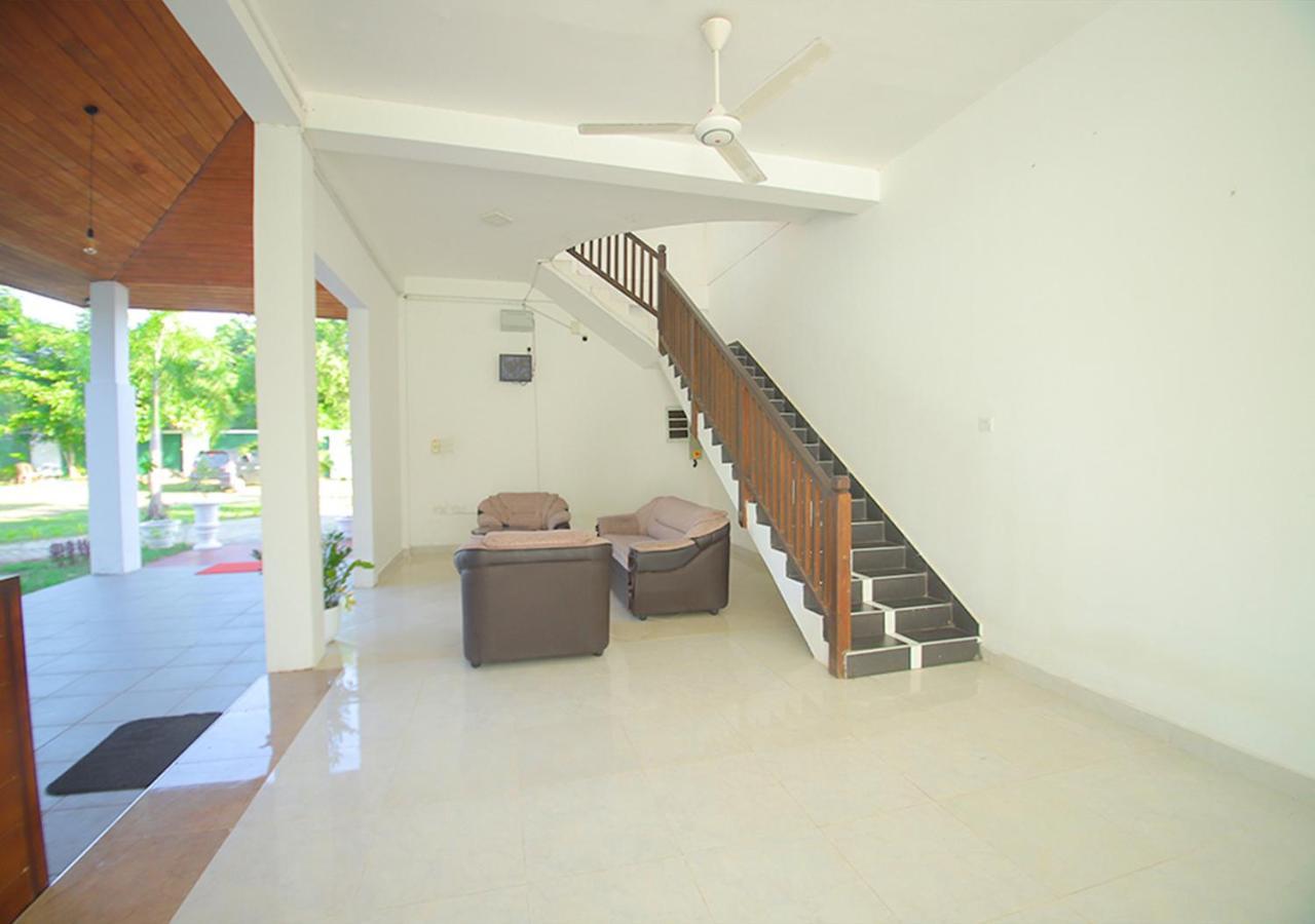 Birdsong Leisure Resort Tissamaharama Exterior photo