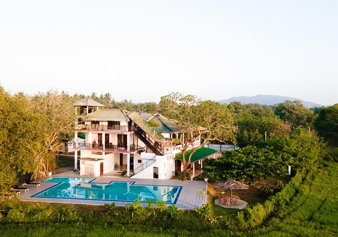 Birdsong Leisure Resort Tissamaharama Exterior photo